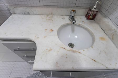 Casa à venda com 160m², 3 quartos e 4 vagas Casa à venda com 160m², 3 quartos e 4 vagasBanheiro social