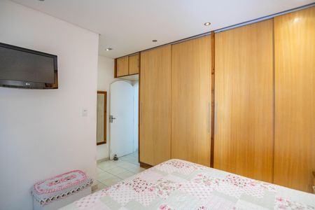 Casa à venda com 160m², 3 quartos e 4 vagas Casa à venda com 160m², 3 quartos e 4 vagasQuarto 1 - suíte