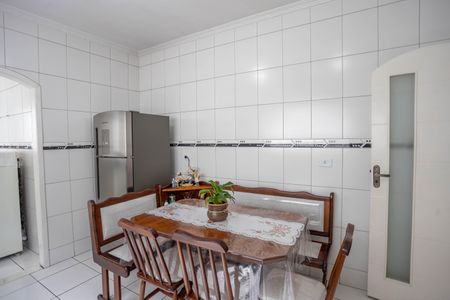 Casa à venda com 160m², 3 quartos e 4 vagas Casa à venda com 160m², 3 quartos e 4 vagasCozinha