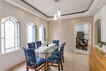 Casa à venda com 160m², 3 quartos e 4 vagas Casa à venda com 160m², 3 quartos e 4 vagasSala de Jantar