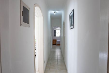 Casa à venda com 160m², 3 quartos e 4 vagas Casa à venda com 160m², 3 quartos e 4 vagasCorredor