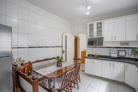 Casa à venda com 160m², 3 quartos e 4 vagas Casa à venda com 160m², 3 quartos e 4 vagasCozinha