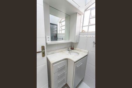 Casa à venda com 160m², 3 quartos e 4 vagas Casa à venda com 160m², 3 quartos e 4 vagasBanheiro social