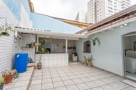 Casa à venda com 160m², 3 quartos e 4 vagas Casa à venda com 160m², 3 quartos e 4 vagasQuintal