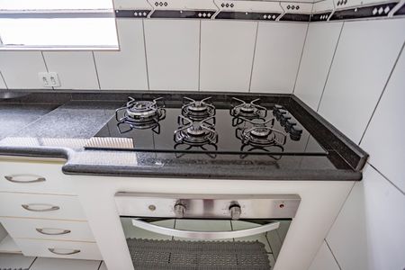 Casa à venda com 160m², 3 quartos e 4 vagas Casa à venda com 160m², 3 quartos e 4 vagasCozinha