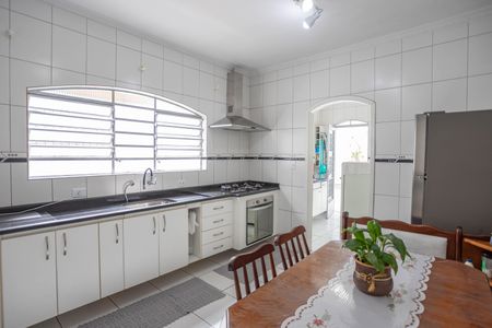 Casa à venda com 160m², 3 quartos e 4 vagas Casa à venda com 160m², 3 quartos e 4 vagasCozinha