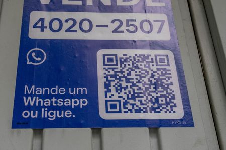 Casa à venda com 160m², 3 quartos e 4 vagas Casa à venda com 160m², 3 quartos e 4 vagasPlaca