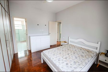 Apartamento à venda com 100m², 3 quartos e 1 vaga Apartamento à venda com 100m², 3 quartos e 1 vagaSuíte