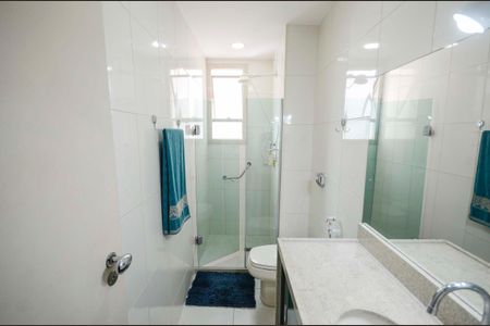 Apartamento à venda com 100m², 3 quartos e 1 vaga Apartamento à venda com 100m², 3 quartos e 1 vagaBanheiro Social