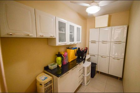 Apartamento à venda com 100m², 3 quartos e 1 vaga Apartamento à venda com 100m², 3 quartos e 1 vagaQuarto de Serviço
