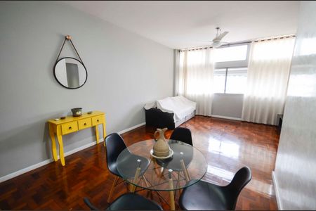Apartamento à venda com 100m², 3 quartos e 1 vaga Apartamento à venda com 100m², 3 quartos e 1 vagaSala