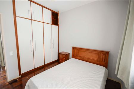 Apartamento à venda com 100m², 3 quartos e 1 vaga Apartamento à venda com 100m², 3 quartos e 1 vagaQuarto 2
