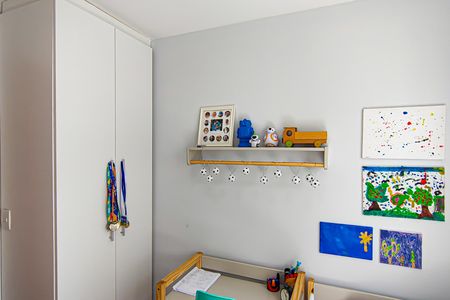 Apartamento à venda com 74m², 3 quartos e 1 vagaQuarto 2