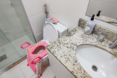 Apartamento à venda com 74m², 3 quartos e 1 vagaBanheiro Social