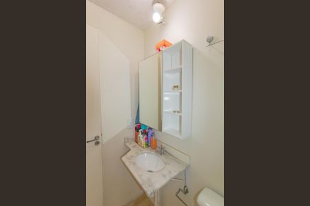 Apartamento à venda com 53m², 2 quartos e 1 vaga Apartamento à venda com 53m², 2 quartos e 1 vagaBanheiro