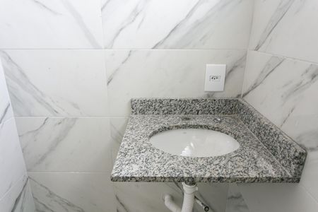 Apartamento para alugar com 44m², 2 quartos e sem vagaBanheiro