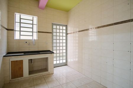Casa para alugar com 175m², 2 quartos e 1 vagaCozinha
