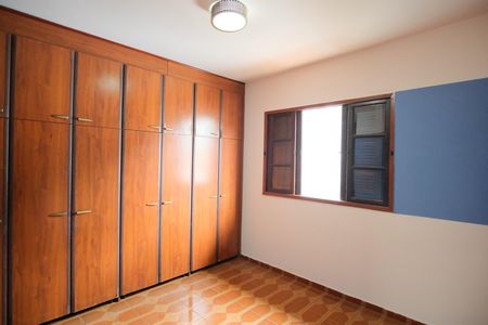 Casa para alugar com 175m², 2 quartos e 1 vagaQuarto 2