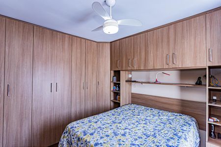 Casa à venda com 180m², 4 quartos e 2 vagas Casa à venda com 180m², 4 quartos e 2 vagasSuíte