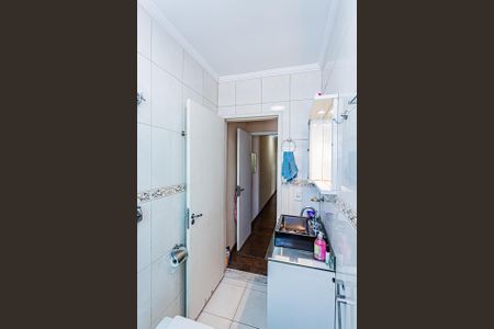 Casa à venda com 180m², 4 quartos e 2 vagas Casa à venda com 180m², 4 quartos e 2 vagasBanheiro Suíte