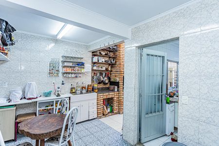 Casa à venda com 180m², 4 quartos e 2 vagas Casa à venda com 180m², 4 quartos e 2 vagasÁrea de Serviço