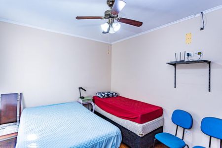 Casa à venda com 180m², 4 quartos e 2 vagas Casa à venda com 180m², 4 quartos e 2 vagasQuarto 3