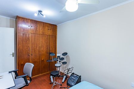 Casa à venda com 180m², 4 quartos e 2 vagas Casa à venda com 180m², 4 quartos e 2 vagasQuarto 1