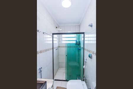 Casa à venda com 180m², 4 quartos e 2 vagas Casa à venda com 180m², 4 quartos e 2 vagasBanheiro Suíte