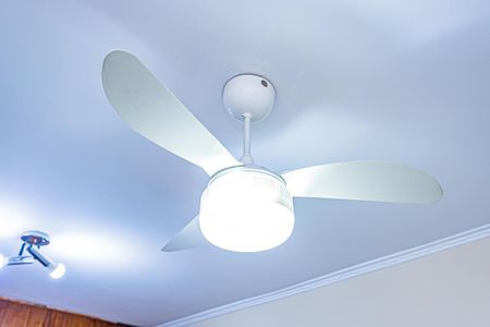 Casa à venda com 180m², 4 quartos e 2 vagas Casa à venda com 180m², 4 quartos e 2 vagasQuarto 1