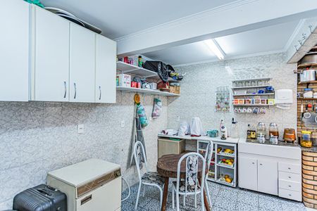 Casa à venda com 180m², 4 quartos e 2 vagas Casa à venda com 180m², 4 quartos e 2 vagasÁrea de Serviço