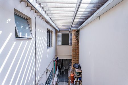 Casa à venda com 180m², 4 quartos e 2 vagas Casa à venda com 180m², 4 quartos e 2 vagasVista Quarto 3