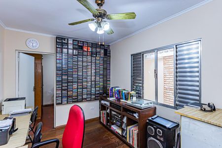 Casa à venda com 180m², 4 quartos e 2 vagas Casa à venda com 180m², 4 quartos e 2 vagasQuarto 2