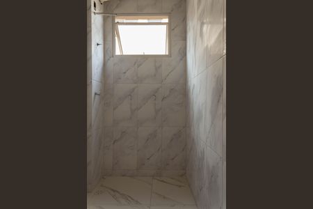 Apartamento para alugar com 47m², 2 quartos e 1 vaga Apartamento para alugar com 47m², 2 quartos e 1 vagaBanheiro