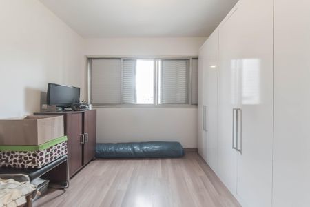 Apartamento à venda com 110m², 3 quartos e 1 vagaQuarto 1