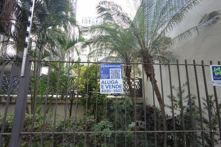 Apartamento à venda com 110m², 3 quartos e 1 vagaPlaquinha