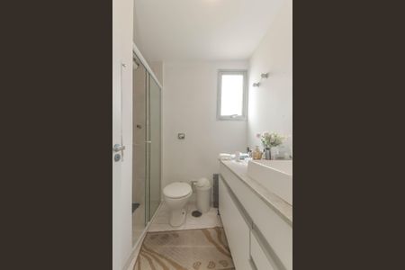 Apartamento à venda com 110m², 3 quartos e 1 vagaBanheiro da Suíte