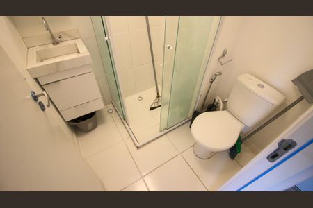 Banheiro de kitnet/studio à venda com 1 quarto, 20m² em Vila Santa Clara, São Paulo