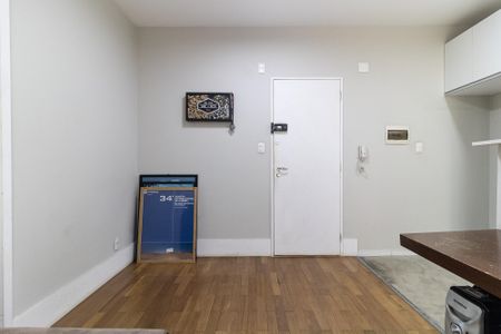 Apartamento à venda com 75m², 1 quarto e 1 vagaSala