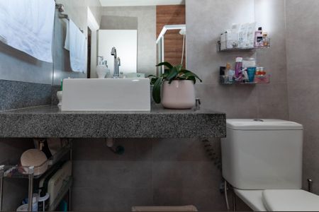 Apartamento à venda com 79m², 2 quartos e sem vagaBanheiro Social