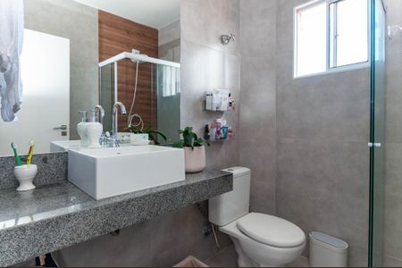 Apartamento à venda com 79m², 2 quartos e sem vagaBanheiro Social