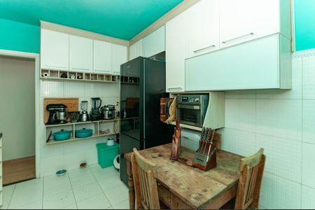 Apartamento à venda com 79m², 2 quartos e sem vagaCozinha