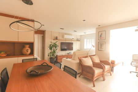 Apartamento à venda com 110m², 3 quartos e 3 vagas Apartamento à venda com 110m², 3 quartos e 3 vagasSala