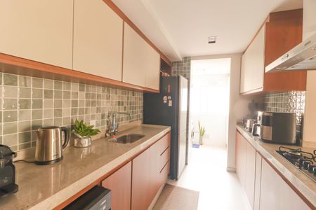 Apartamento à venda com 110m², 3 quartos e 3 vagas Apartamento à venda com 110m², 3 quartos e 3 vagasCozinha e Área de Serviço