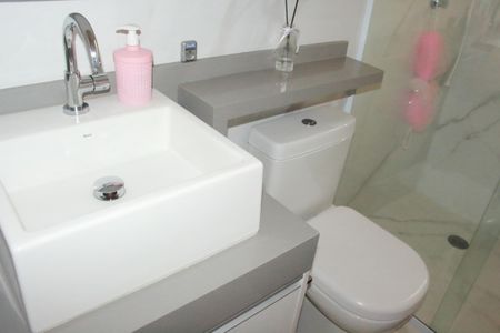 Casa à venda com 115m², 3 quartos e 3 vagasBanheiro Social