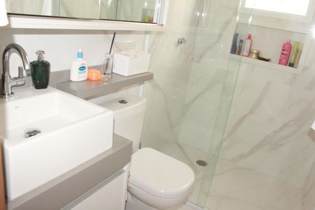 Casa à venda com 115m², 3 quartos e 3 vagasBanheiro da Suíte