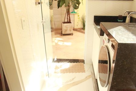 Casa à venda com 115m², 3 quartos e 3 vagasLavanderia