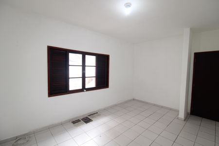 Casa para alugar com 99m², 2 quartos e sem vagaQuarto 2