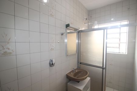 Casa para alugar com 99m², 2 quartos e sem vagaBanheiro