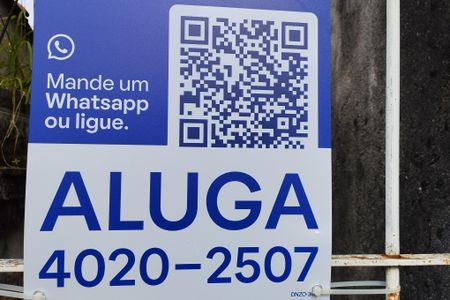 Casa para alugar com 99m², 2 quartos e sem vagaFachada