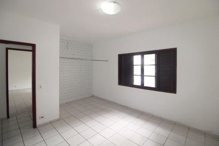 Casa para alugar com 99m², 2 quartos e sem vagaQuarto 1